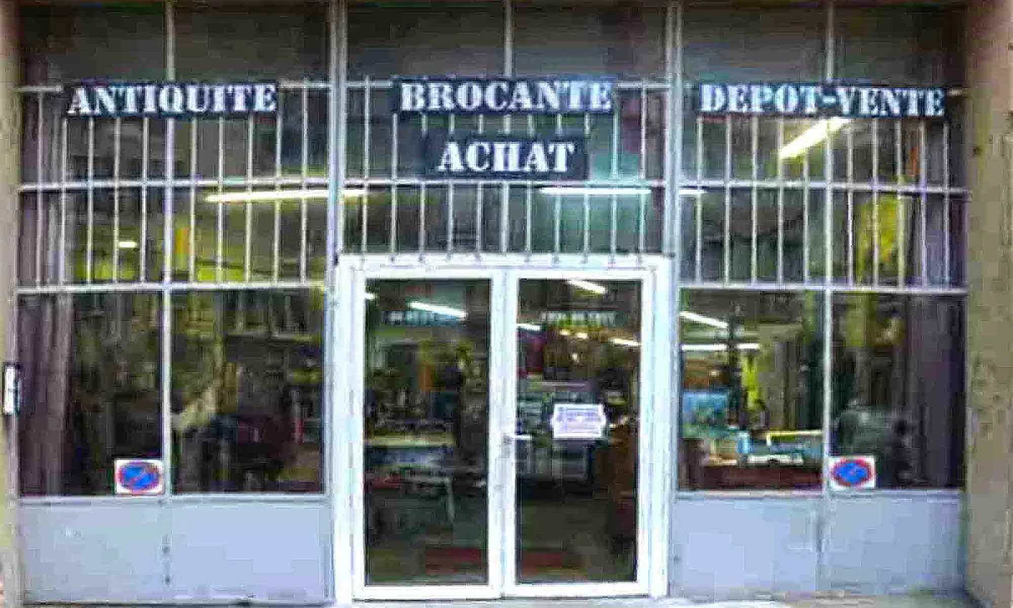 Brocante dépôt vente à Millau en visite virtuelle